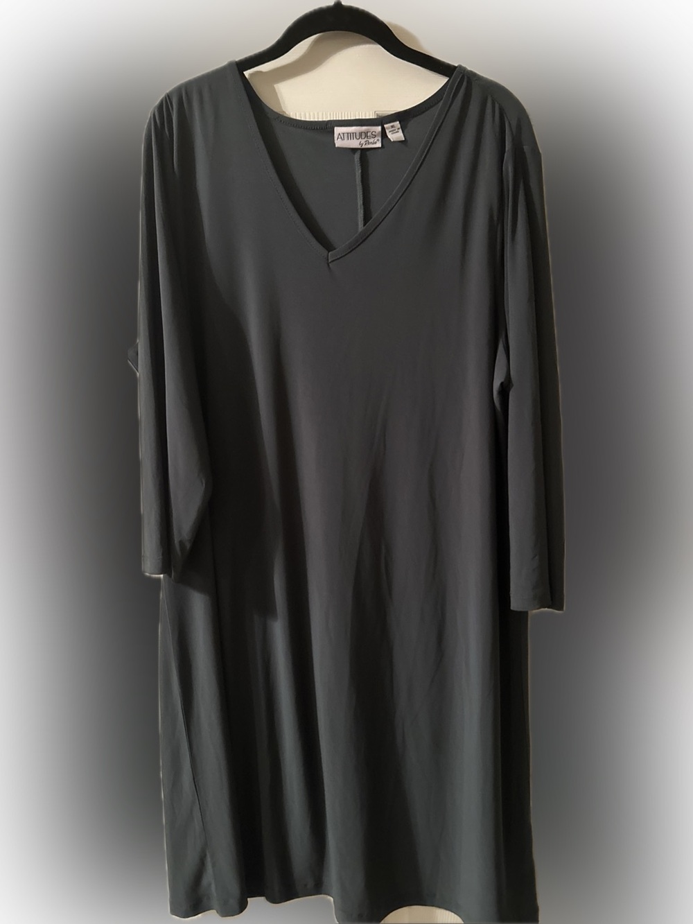 NWOT Attitudes by Renee olive green SZ XL  V-Neck 3/4 Sleeve Dress